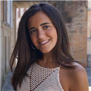 Estudiante de ADE y estudios internacionales en inglés ofrece clases de español en Sevilla